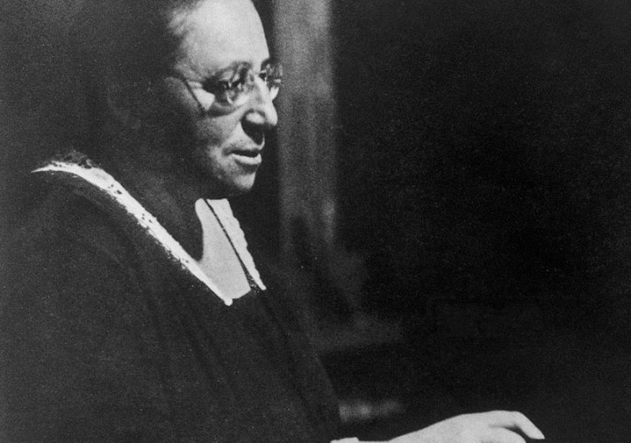 in-1915-emmy-noether-was-invited-by-david-hilbert-and-felix-klein-to-join-the-mathematics-department-at-the-university-of-gottingen-a-world-renowned-center-of-mathematical-research