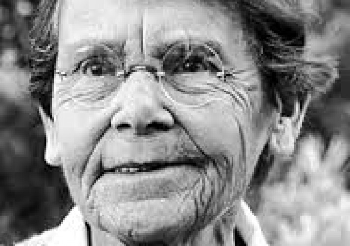 during-the-1940s-and-1950s-barbara-mcclintock-discovered-transposition-and-used-it-to-demonstrate-that-genes-are-responsible-for-turning-physical-characteristics-on-and-off