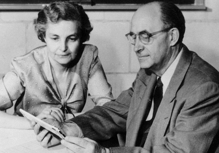 The 17-year-old Enrico Fermi chose to derive and solve the partial differential equation for a vibrating rod, applying Fourier analysis in the solution.