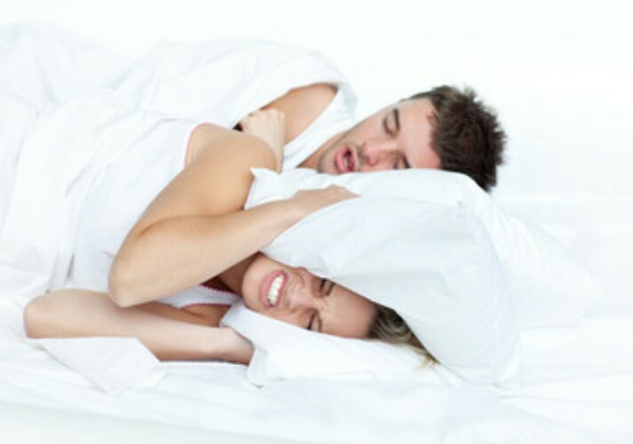 Men tend to snore while women are more likely to wake up. 
