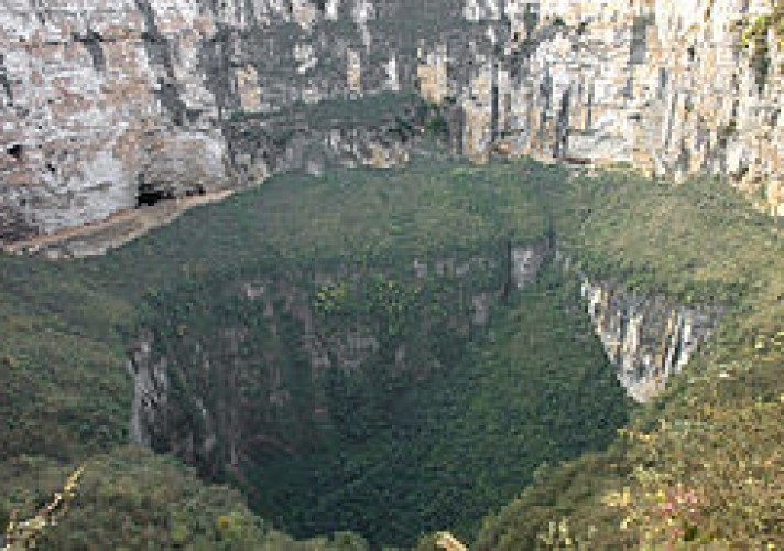 the-xiaozhai-tiankeng-also-known-as-the-heavenly-pit-is-the-worlds-deepest-sinkhole-it-is-located-in-fengjie-county-of-chongqing-municipality
