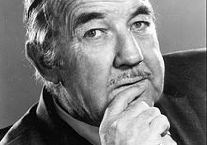 Crawford was born William Broderick Crawford in Philadelphia, Pennsylvania, to Lester Crawford and Helen Broderick, who were both vaudeville performers, as his grandparents had been.